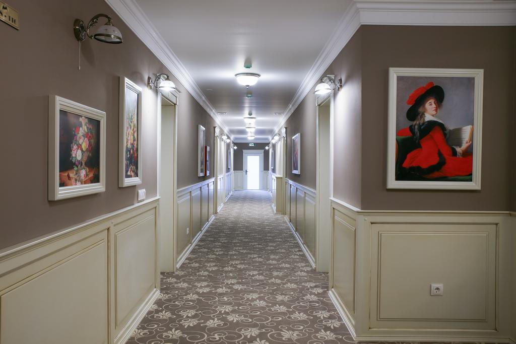 Hotel Montana Vişeu de Sus 外观 照片