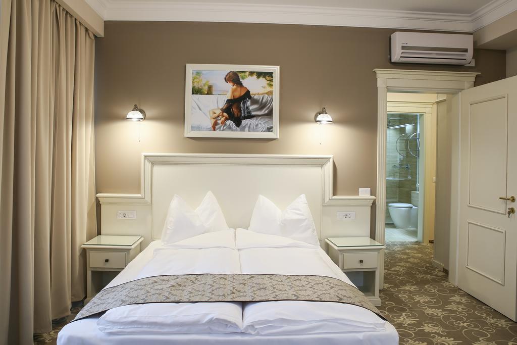 Hotel Montana Vişeu de Sus 外观 照片