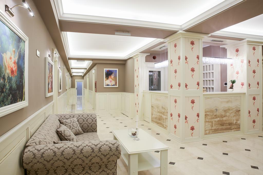 Hotel Montana Vişeu de Sus 外观 照片