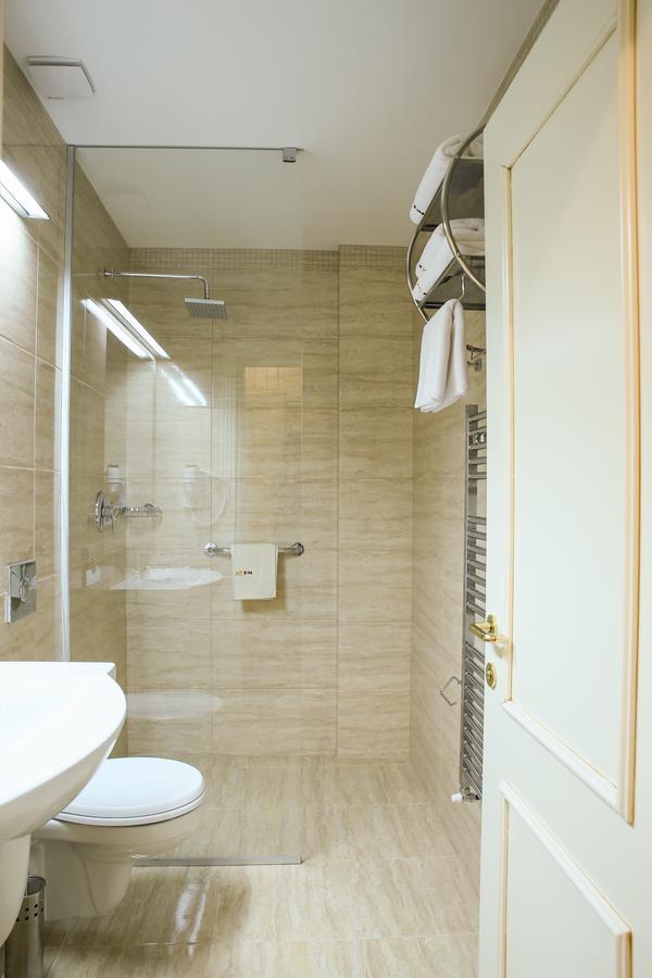Hotel Montana Vişeu de Sus 客房 照片